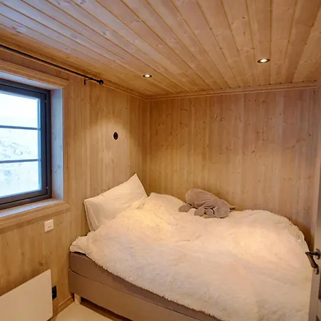 Modern Comfort Perfect For Families And Groups Chalet